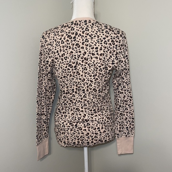 Cheetah print sleep top - Picture 3 of 4